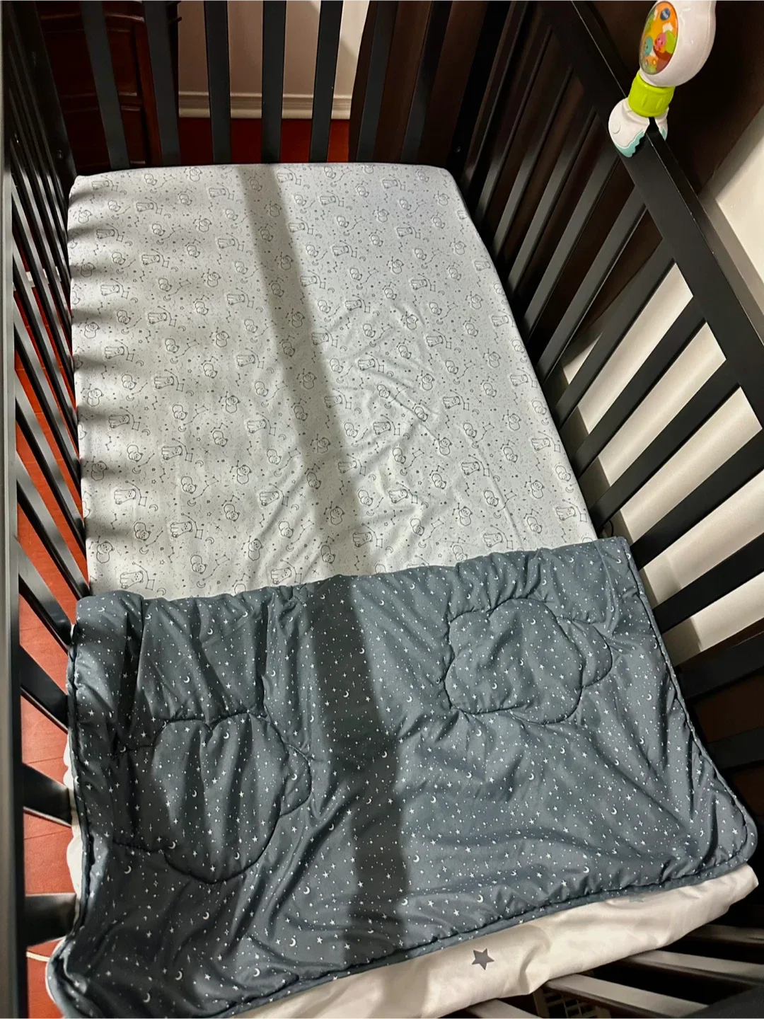 Baby Crib in black with Mattress, Bedding set & Mobile image indicator(3)