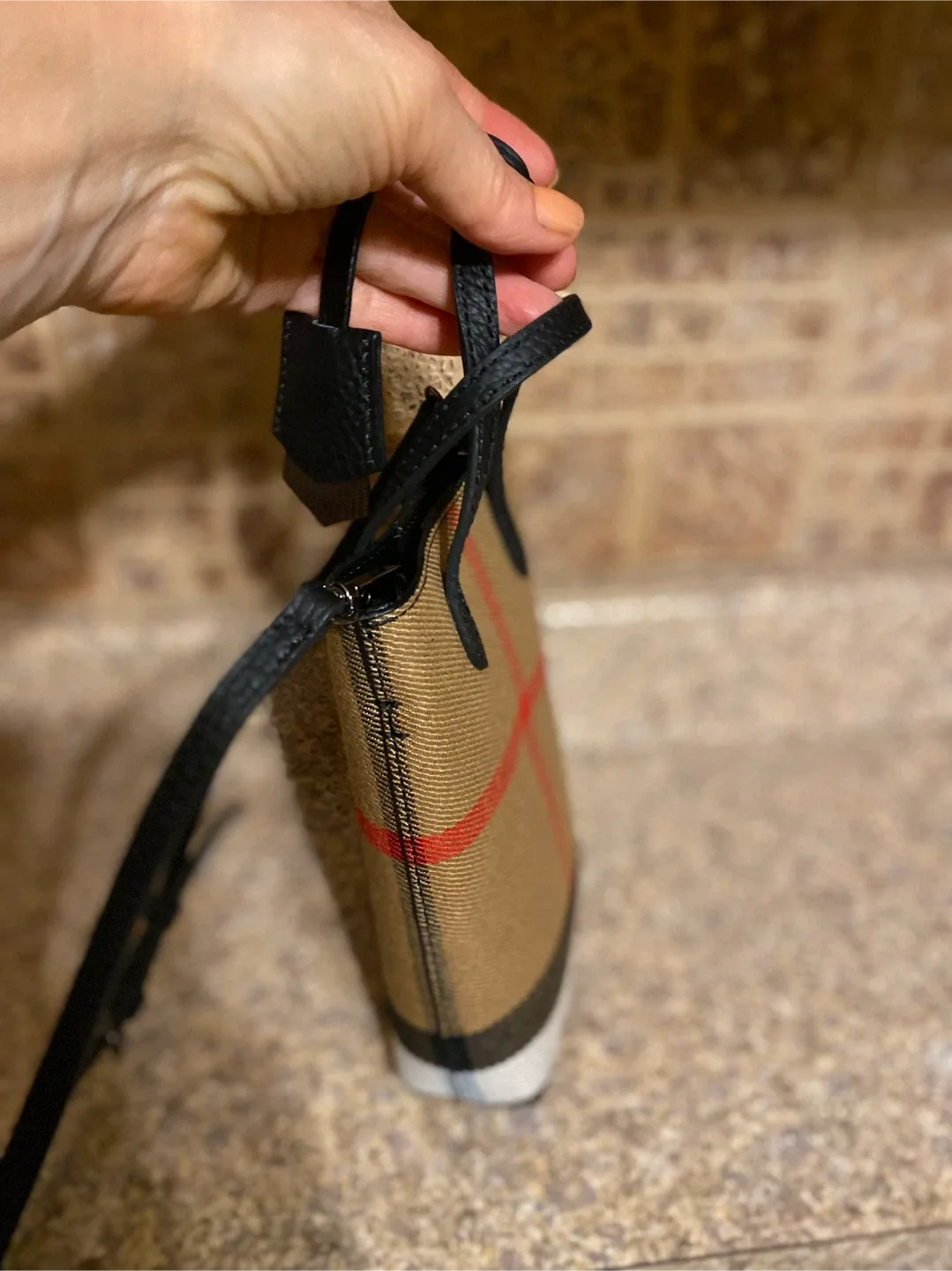 Burberry Pocket Book Tote image indicator(2)