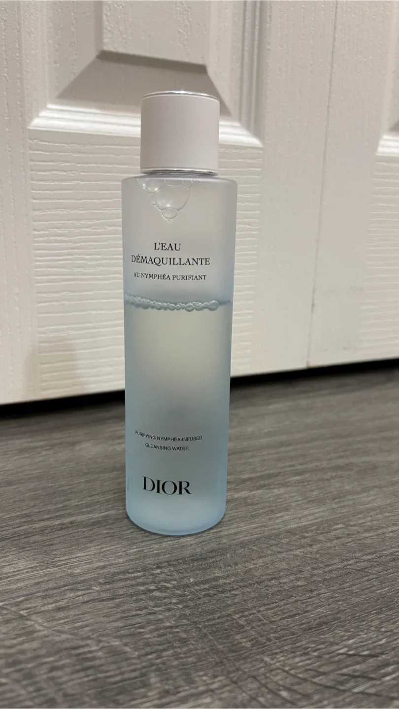 Dior Cleanser image indicator(3)