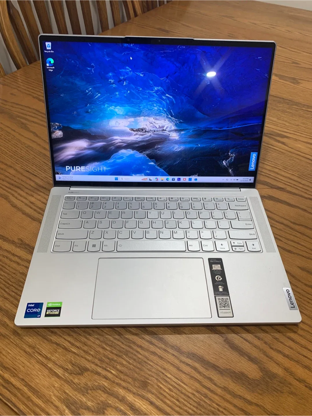 Lenovo Slim 7i Pro X (14”) image indicator(5)