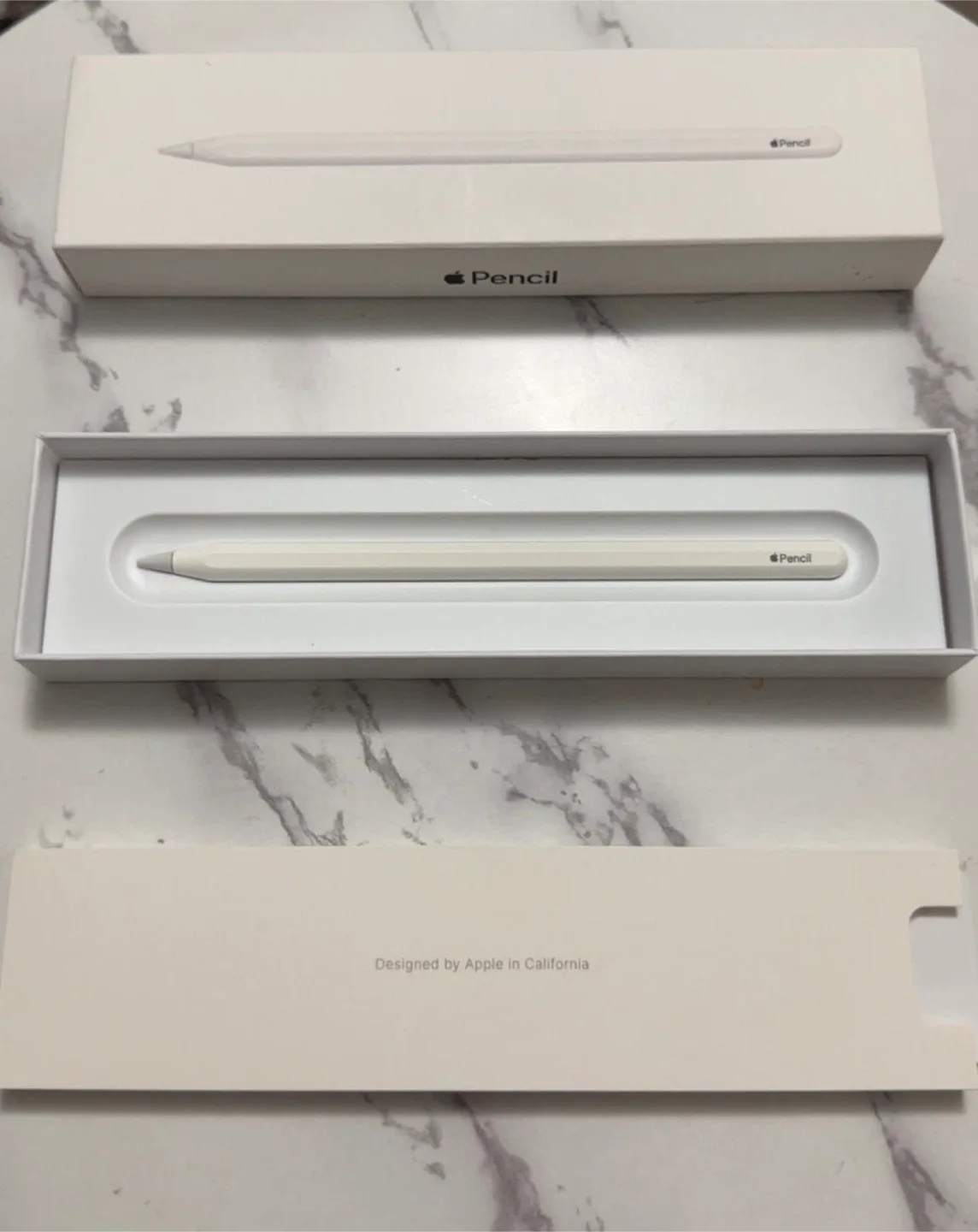 Apple Pencil 2nd Generation - Like New! image indicator(2)