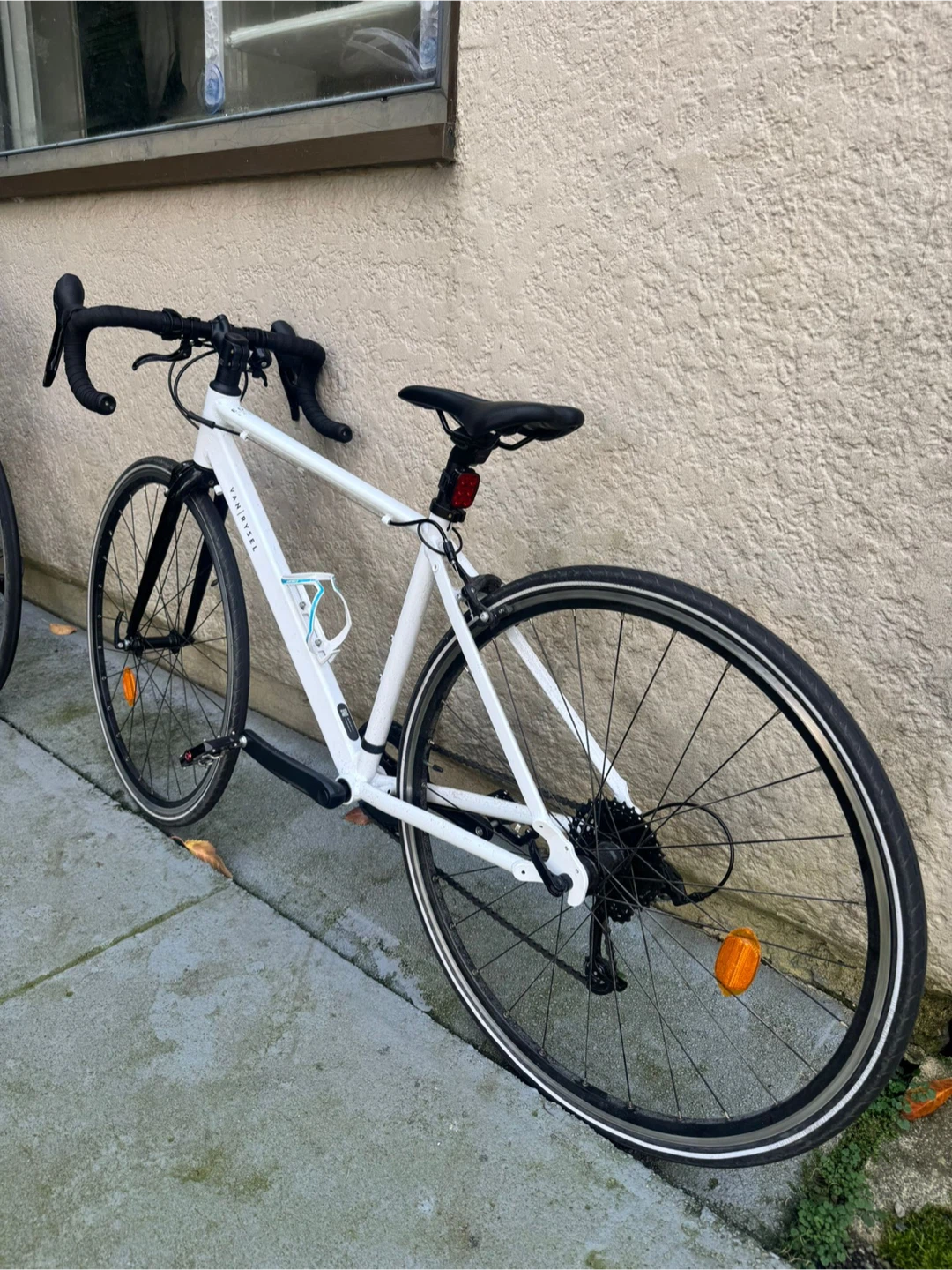 Women’s Road Bike (Van Rysel EDR)