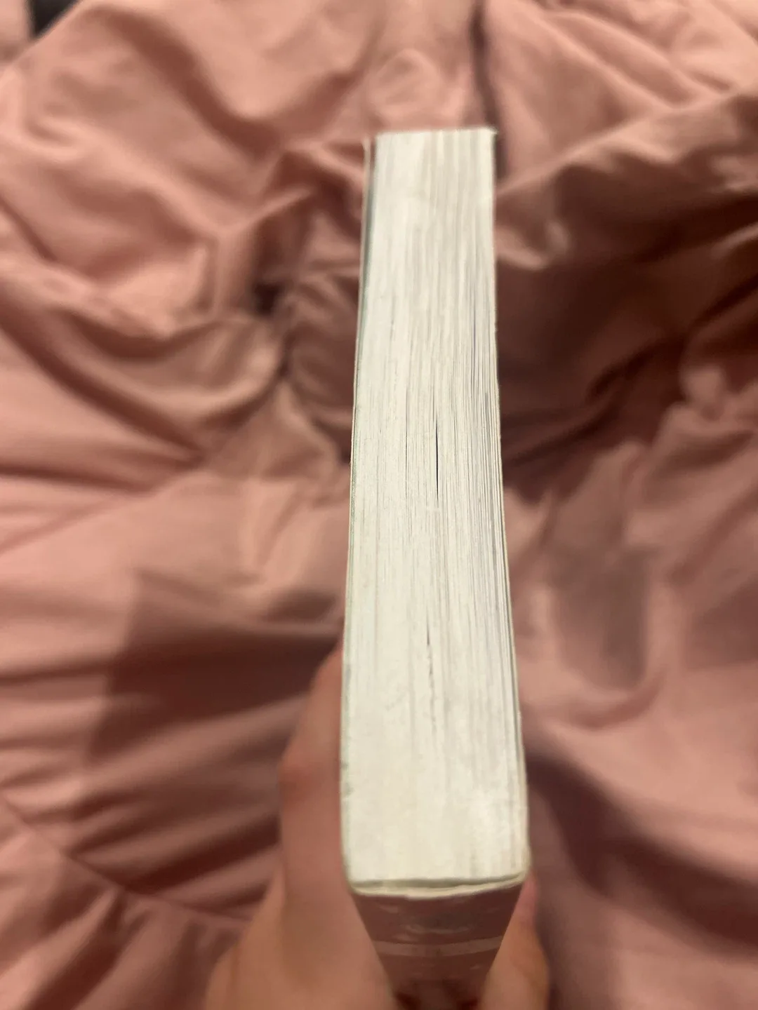 Heartstopper Volume 1 by Alice Oseman image indicator(9)