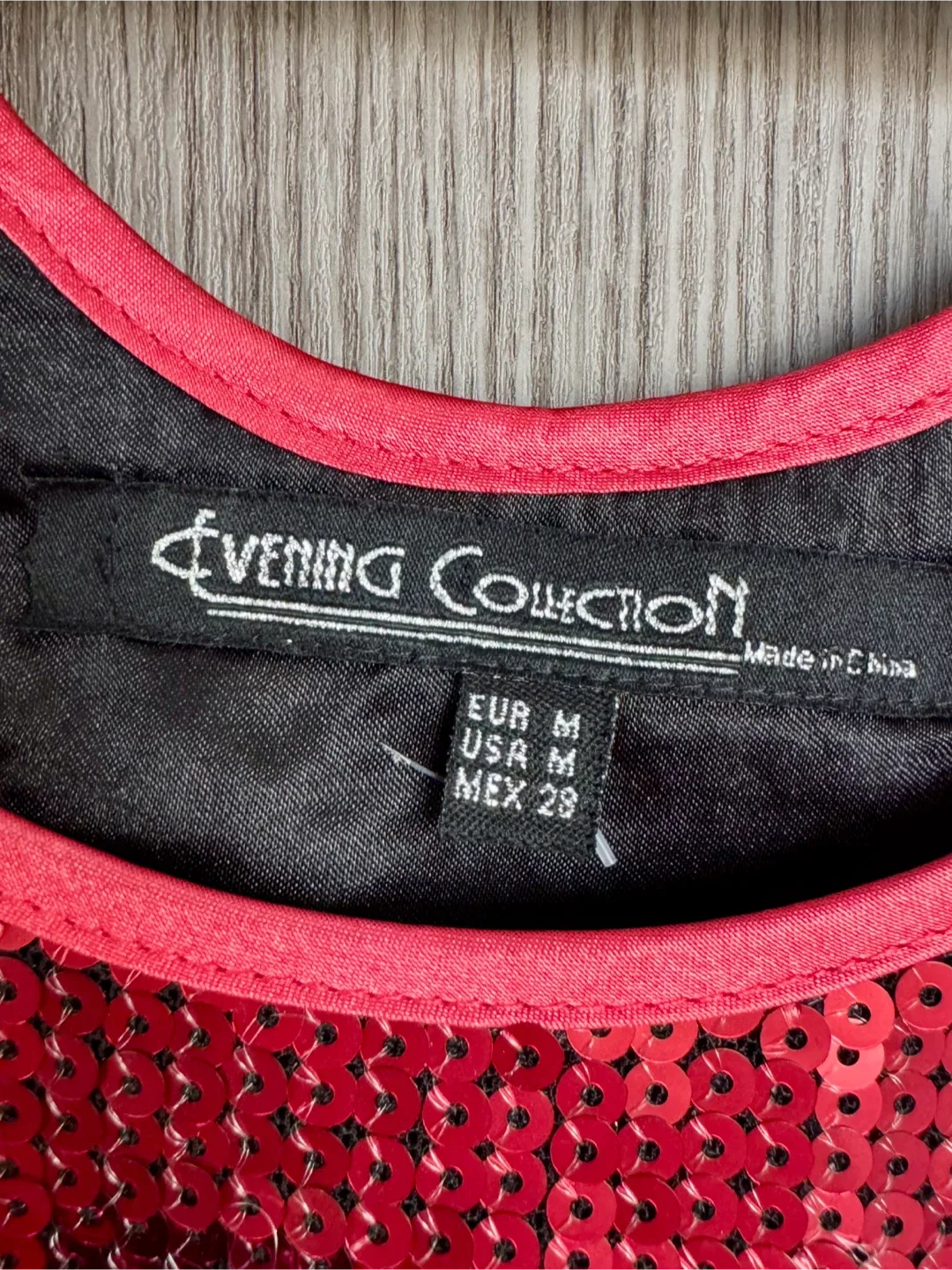 Sparkly Sequin Mini Dresses – Gold & Hot Pink | Holiday image indicator(5)