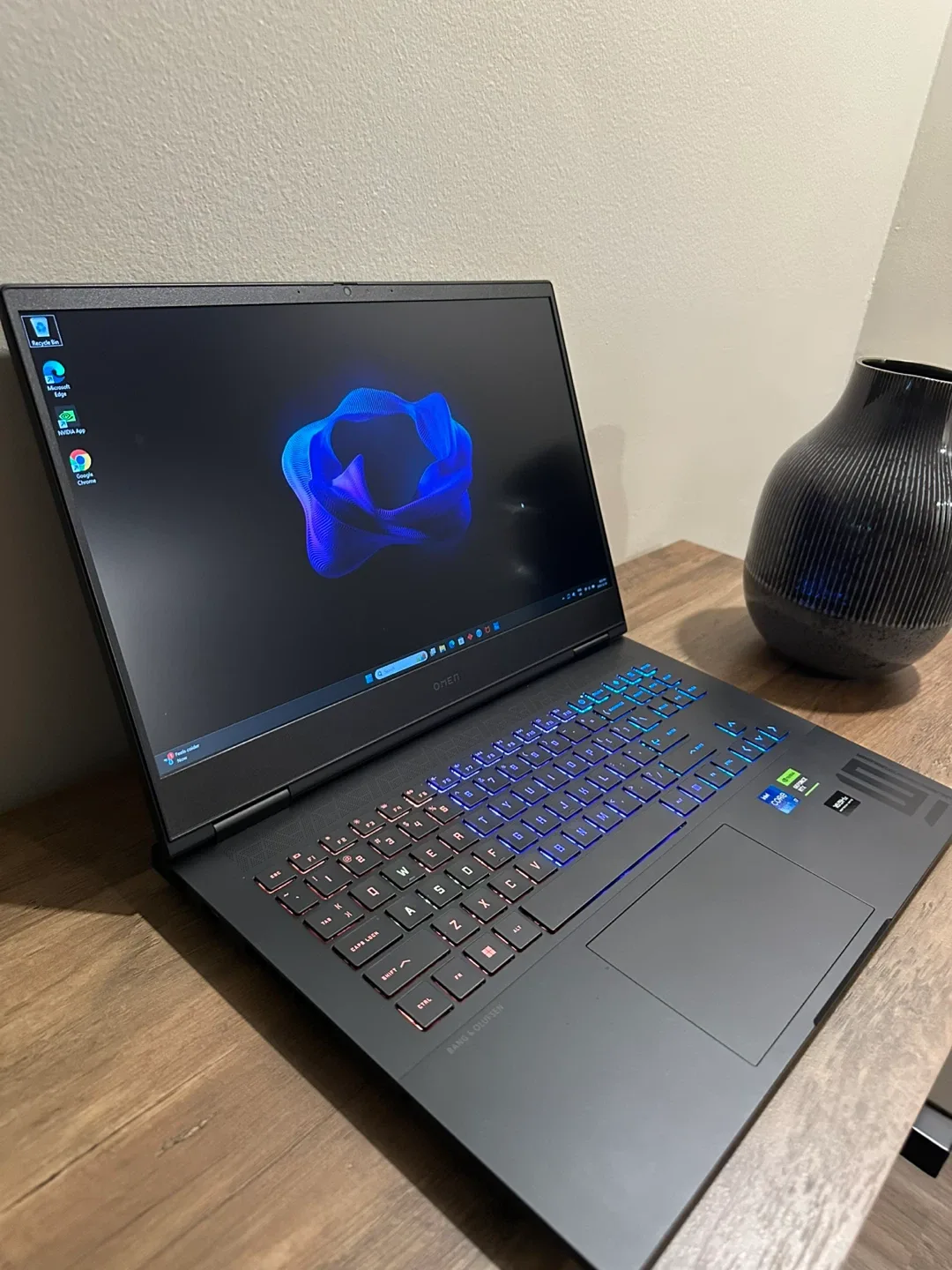 HP Omen 16 Gaming Laptop - Intel i7, RTX Graphics image indicator(2)