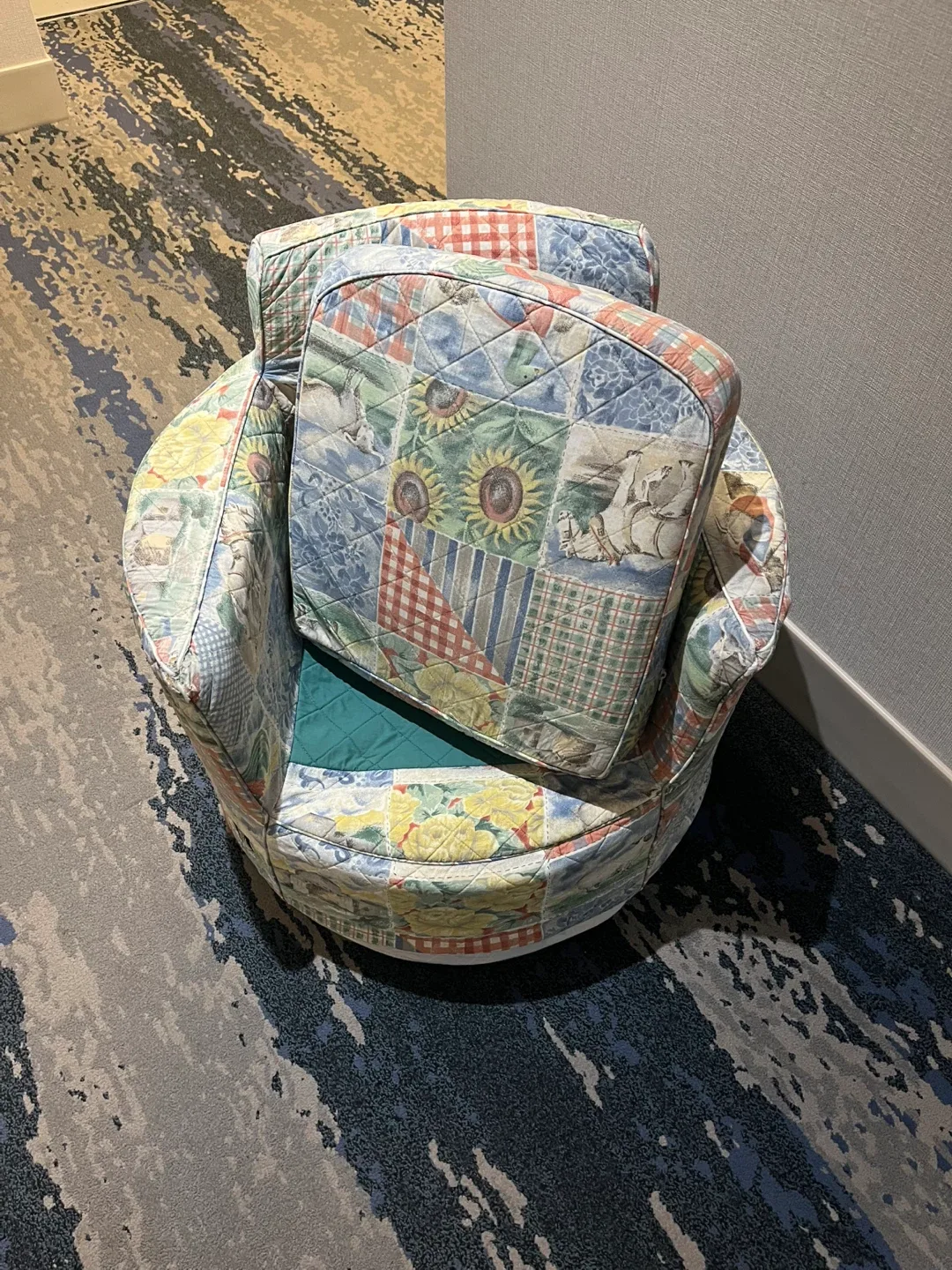 Floral Swivel Barrel Chair image indicator(8)