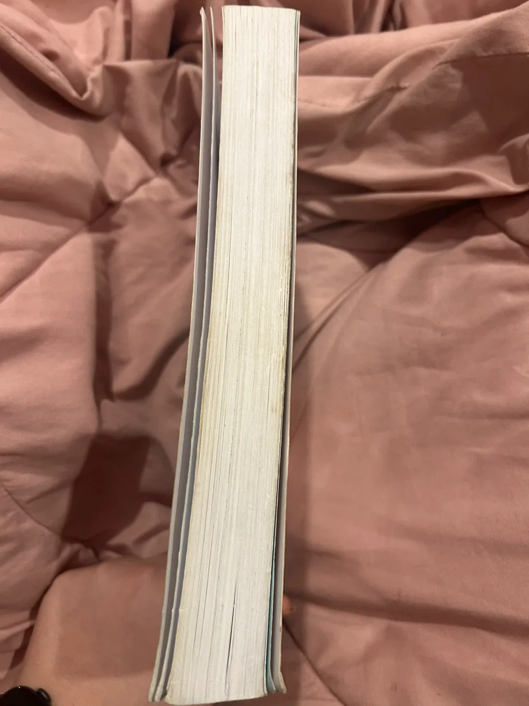 Heartstopper Volume 2 by Alice Oseman image indicator(5)