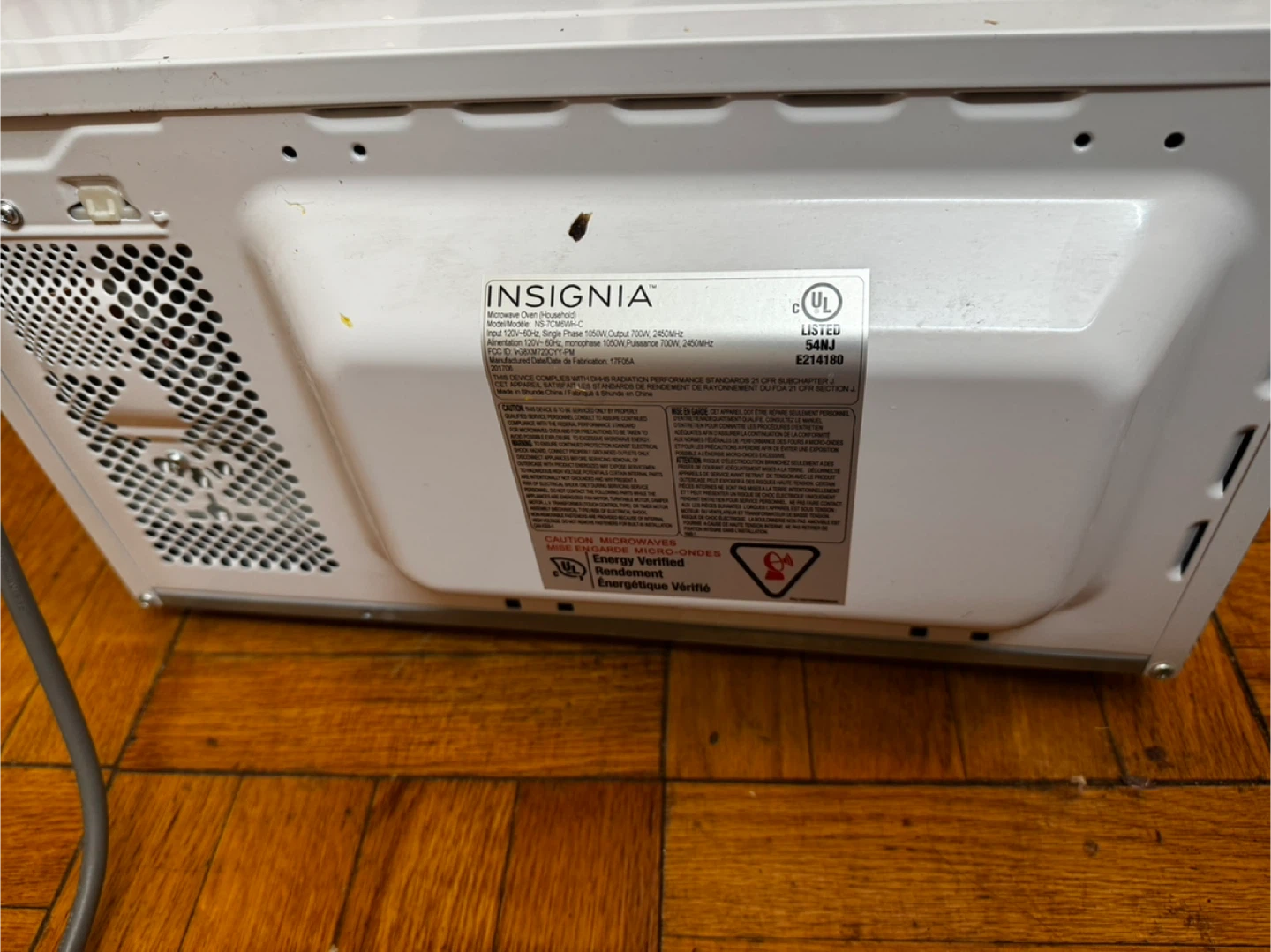 Insignia Microwave - Great Condition - photo 2