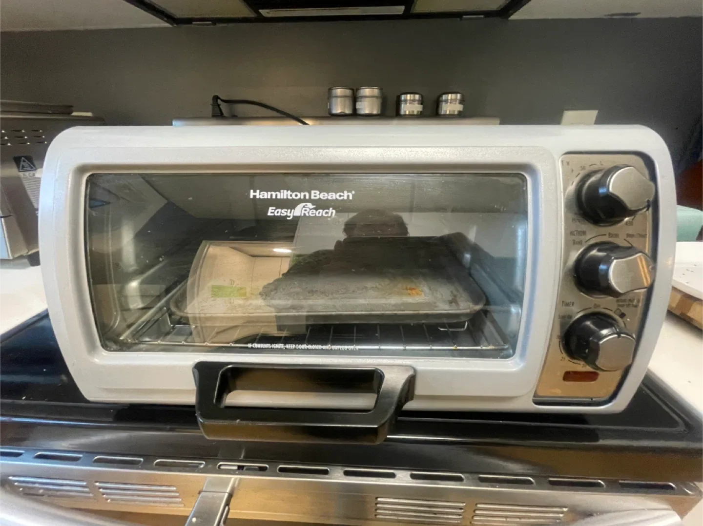 Hamilton Beach Easy Reach Toaster Oven image indicator(2)