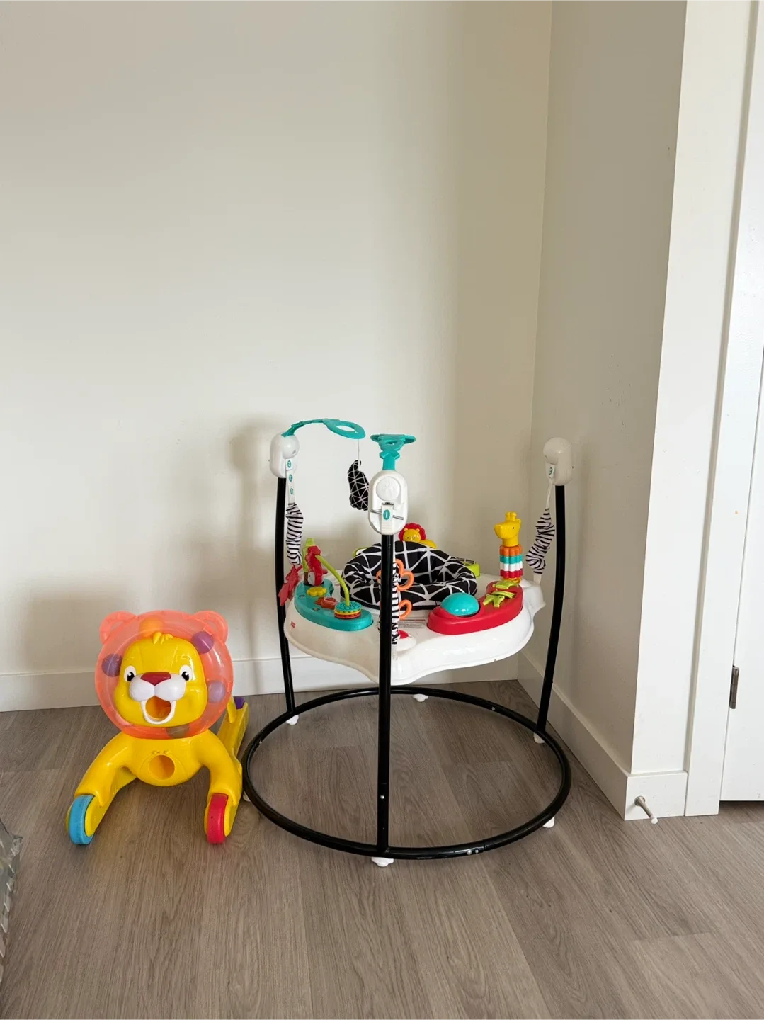 Baby Excersaucer image indicator(2)