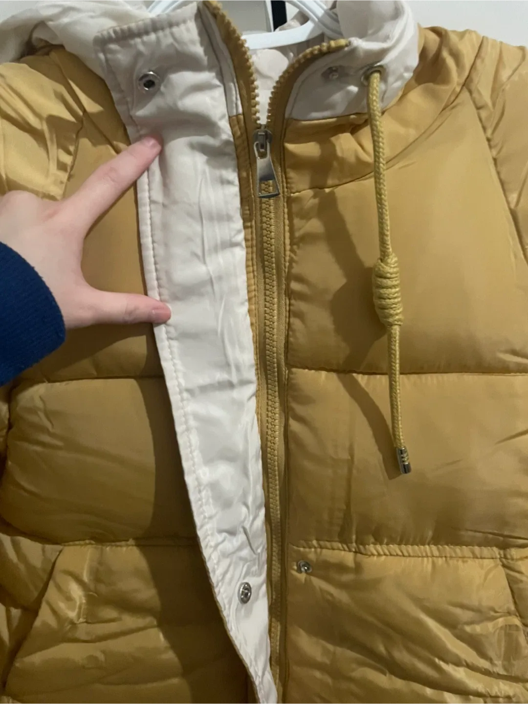 Yellow Puffer Jacket with Hood image indicator(3)