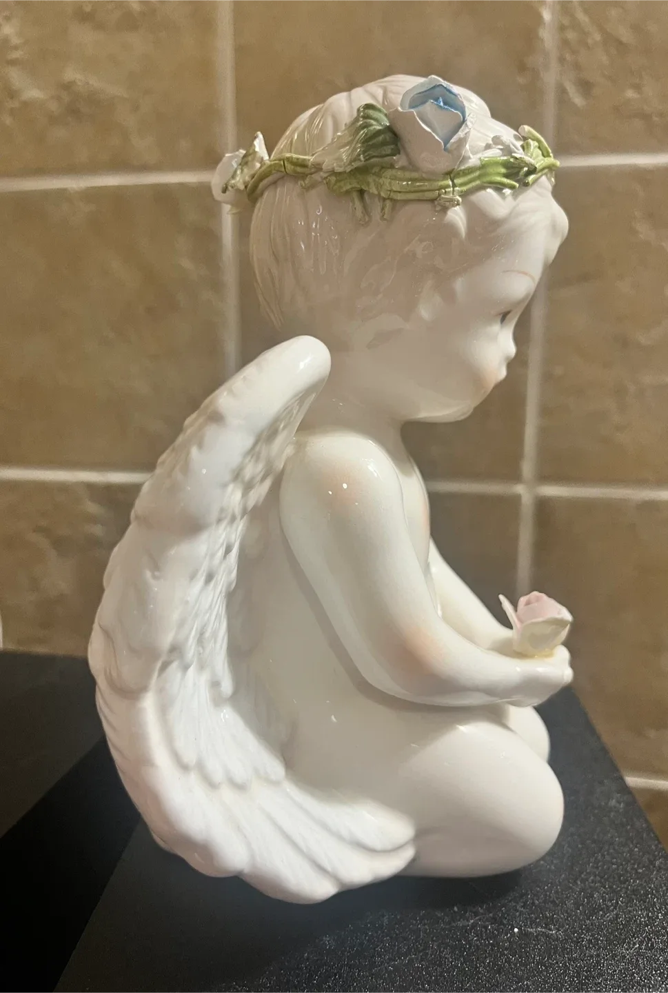 Angel Figurine with Flower Crown image indicator(3)