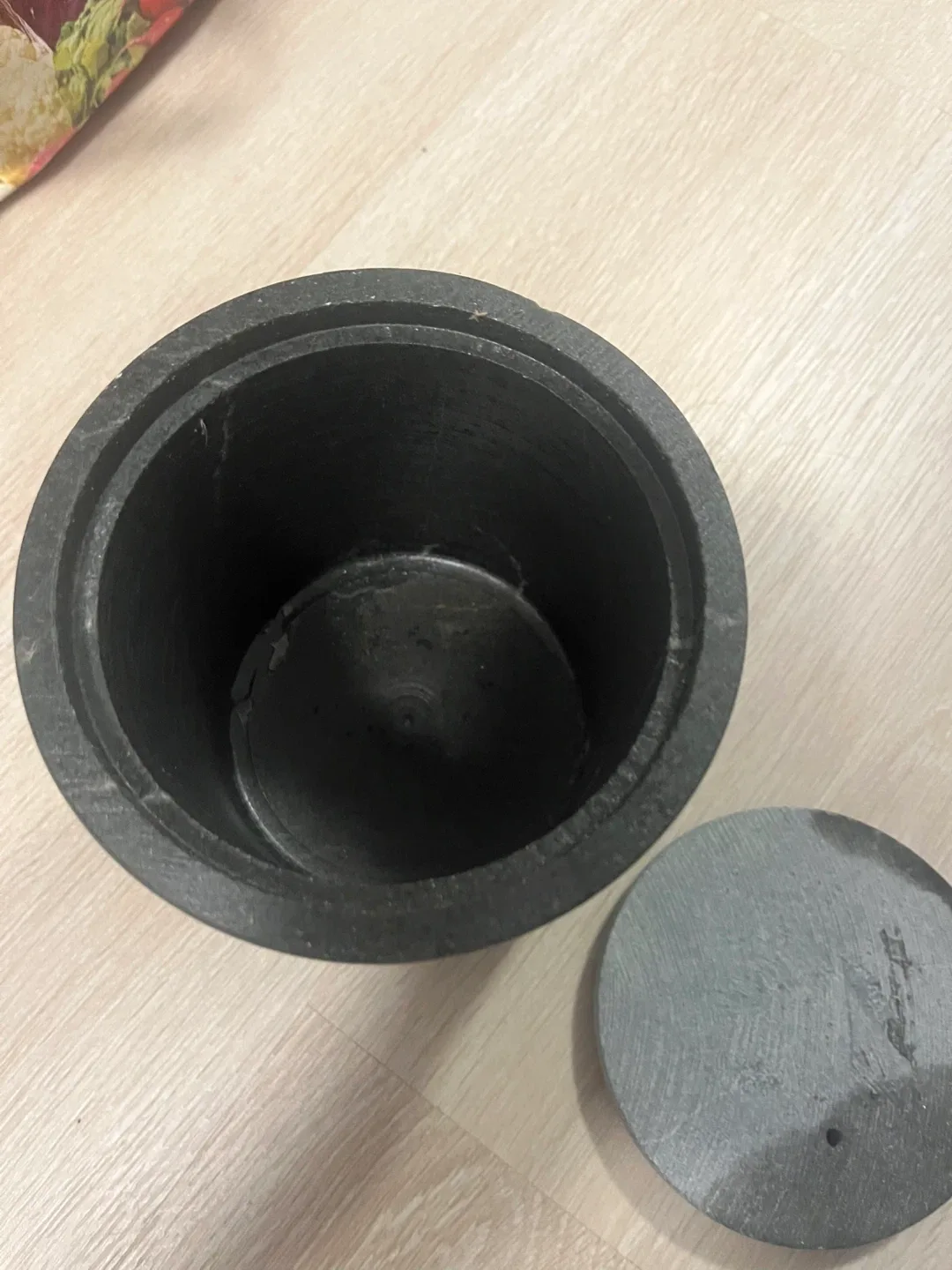 Stone Mortar with Lid image indicator(6)