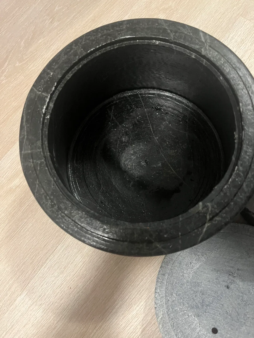 Stone Mortar with Lid image indicator(3)