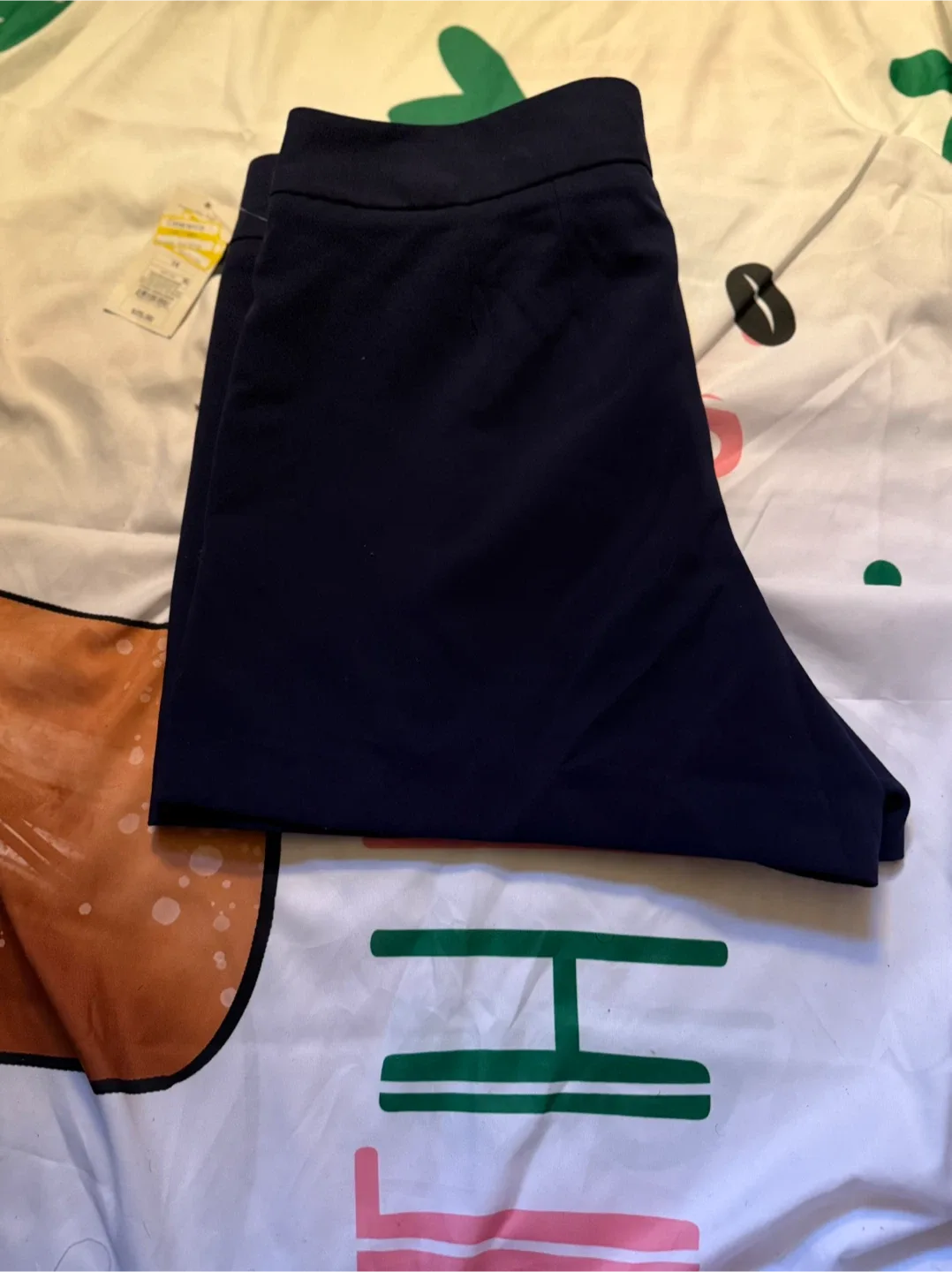 New Target Women's Navy Blue Shorts Size 14 image indicator(3)