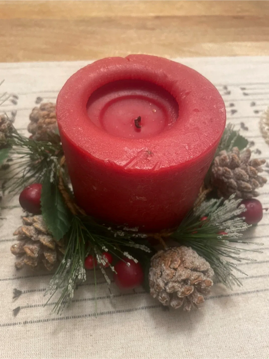 Red Christmas Candle Decoration image indicator(3)