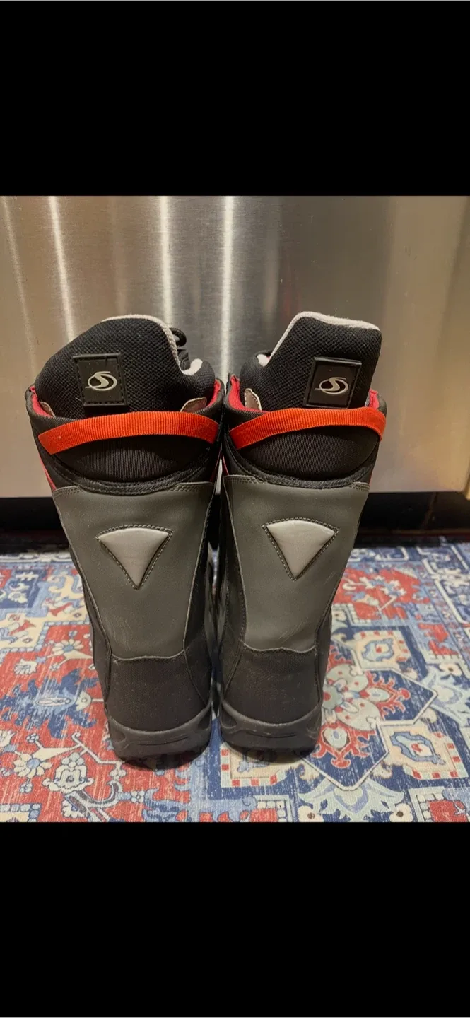 Snowboard Boots - Size 7 image indicator(3)