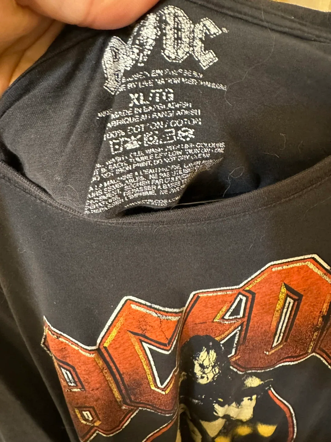 AC/DC Long Sleeve Shirt - Size XL image indicator(2)