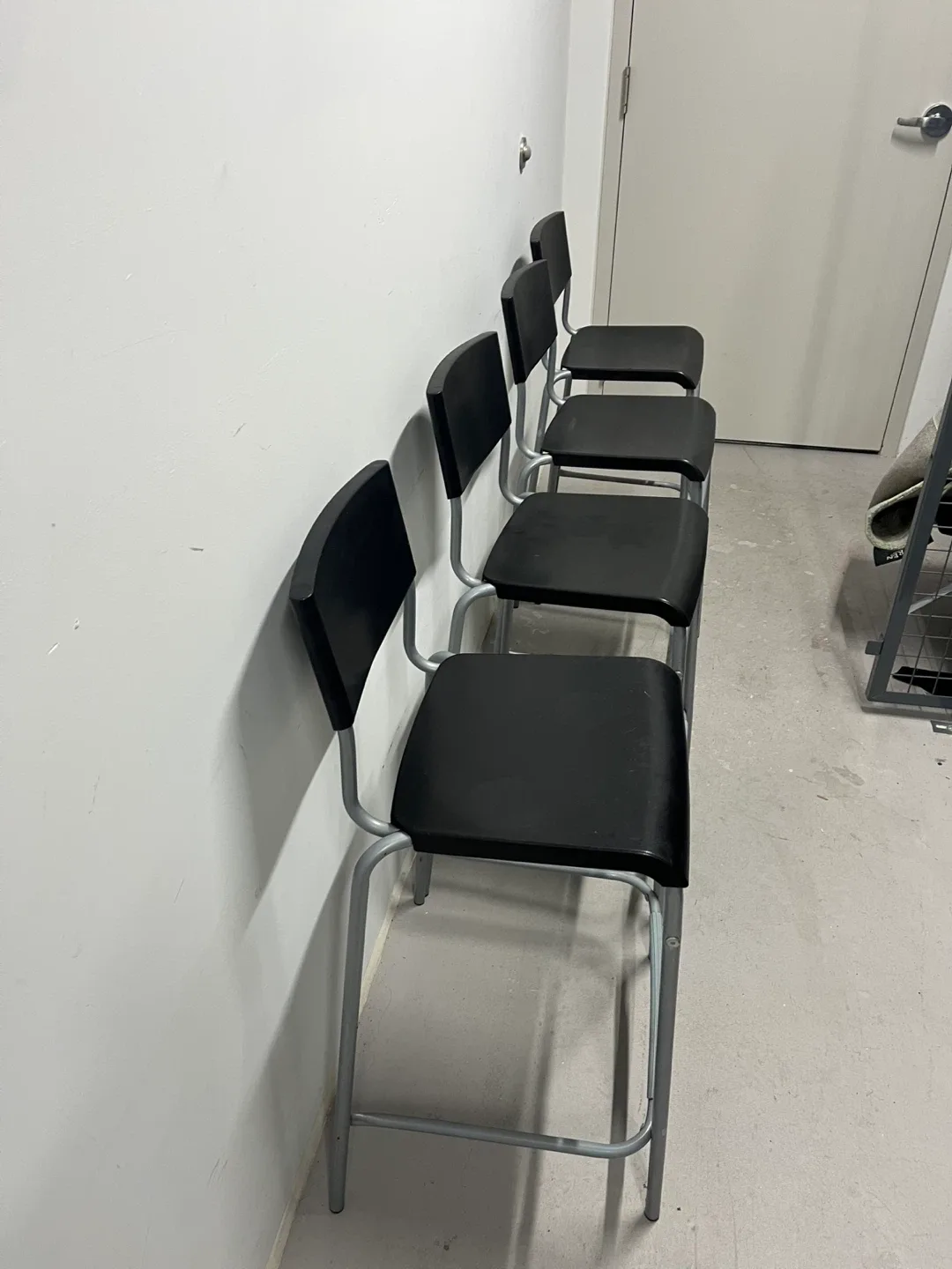 Stackable Black Bar Stools 4chair image indicator(8)