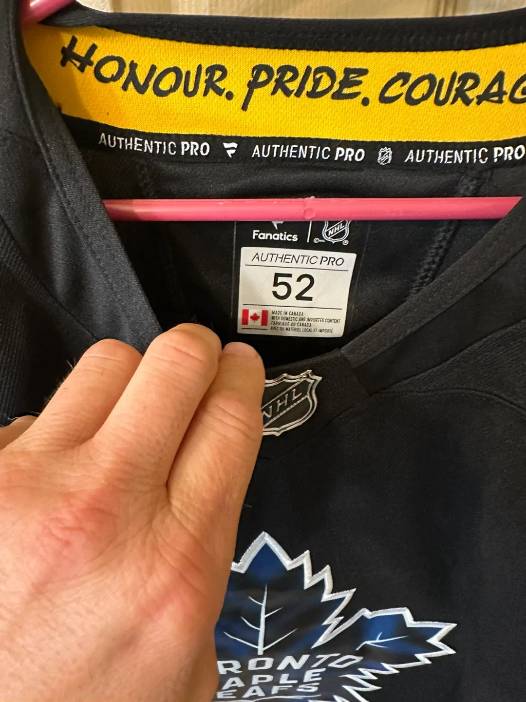 Fanatics NHL Toronto Maple Leafs Jersey - Size 52 image indicator(2)