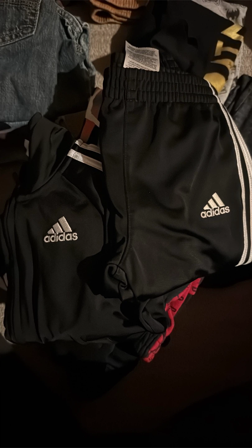 Kids' Adidas & Hurley Tracksuits, Jordan & Batman Sweaters - photo 5
