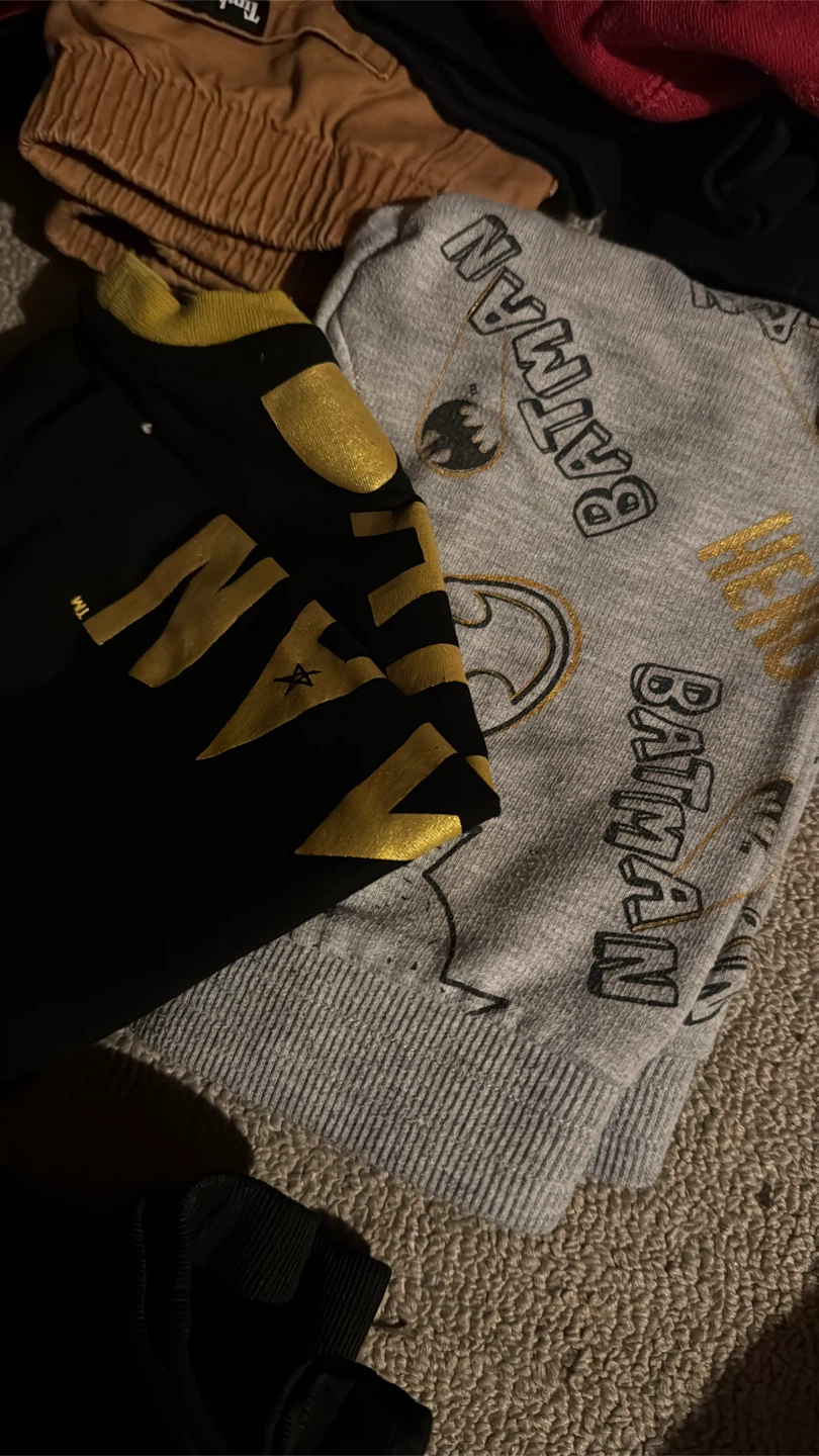 Kids' Adidas & Hurley Tracksuits, Jordan & Batman Sweaters - photo 2