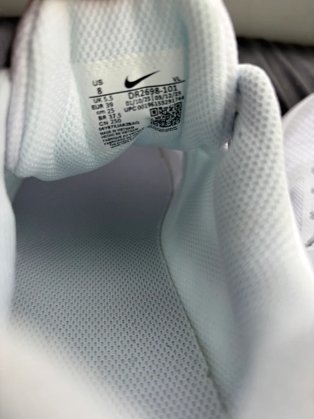 US SIZE 8 WOMENS Nike Downshifter 12 White Running Shoes image indicator(6)