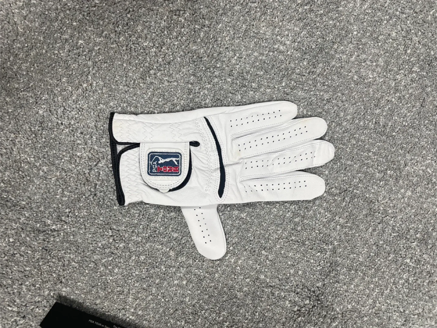 PGA Tour Swing Soft Men's Golf Glove - Large image indicator(3)