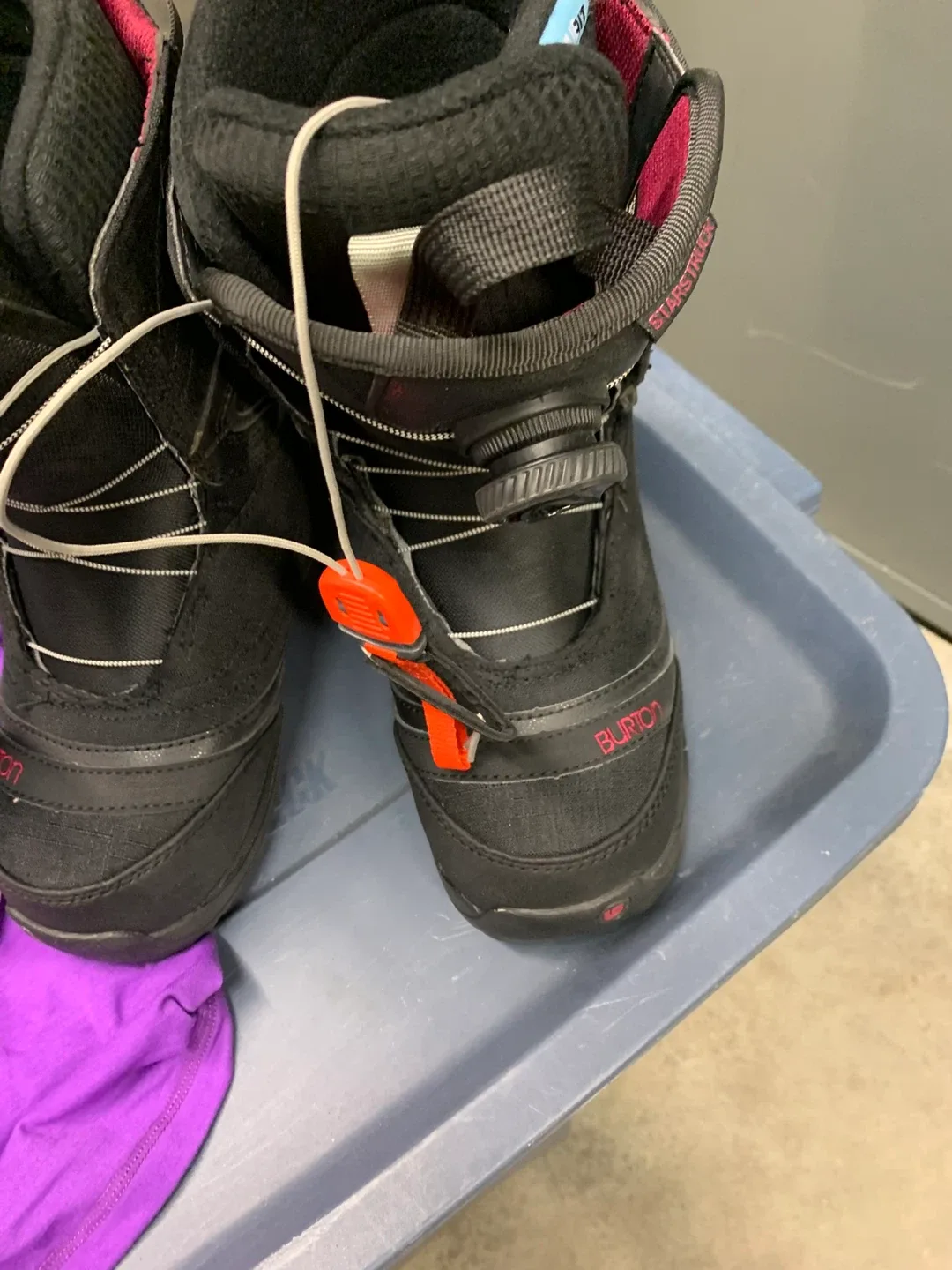 Burton Starstruck Boa Snowboard Boots - Size 5 image indicator(3)