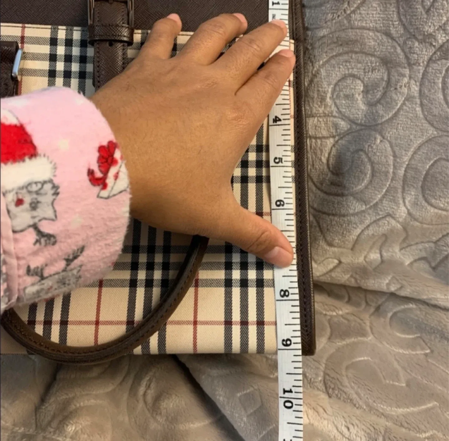 Burberry Tote Bag image indicator(8)