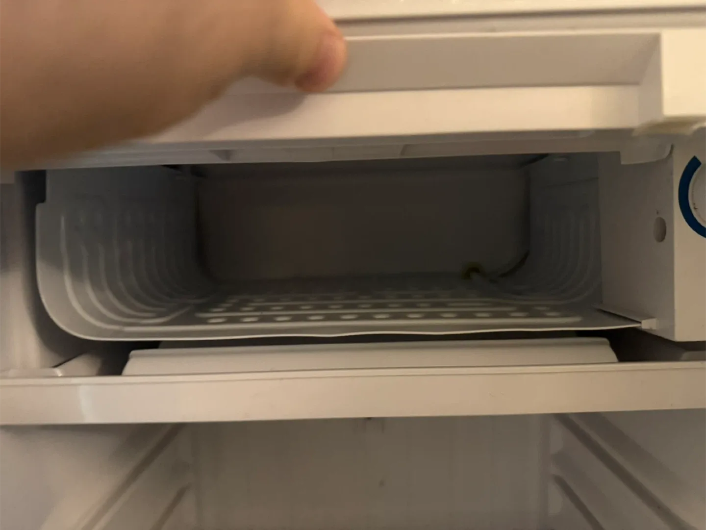 Danby Compact Fridge w/ Freezer + Delivery & Free Gift Basket!!! image indicator(6)