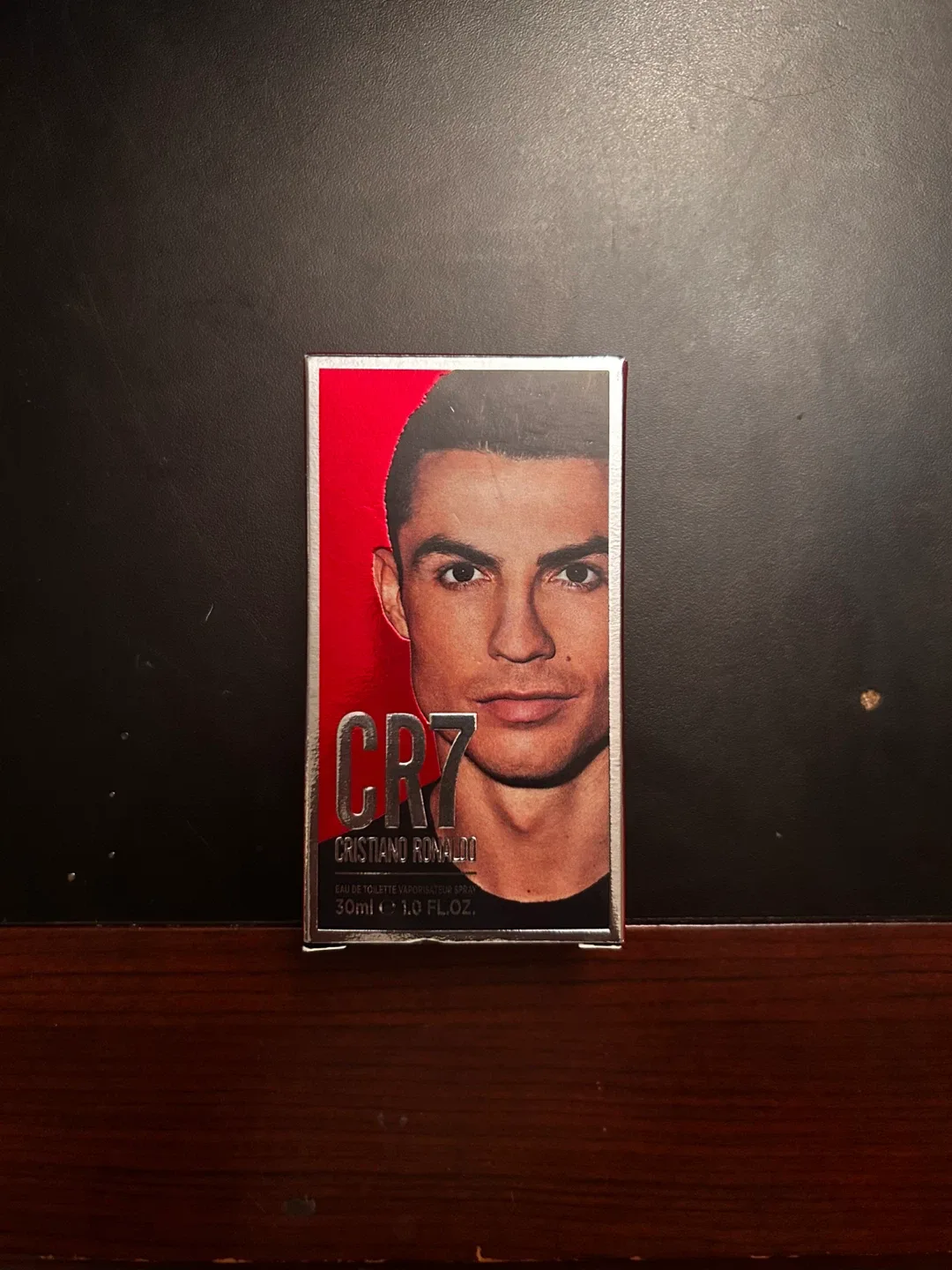 CR7 Cologne image indicator(3)