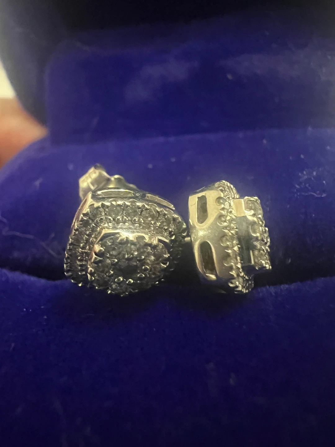 10 k Diamond Stud Earrings - photo 4