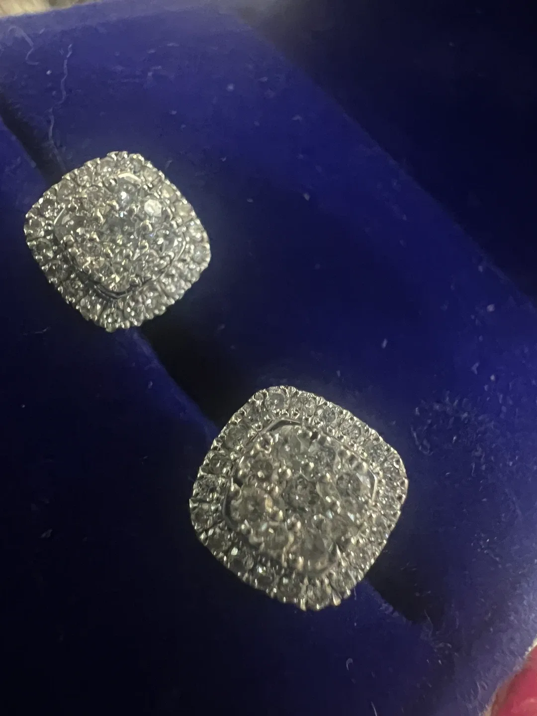 10 k Diamond Stud Earrings
