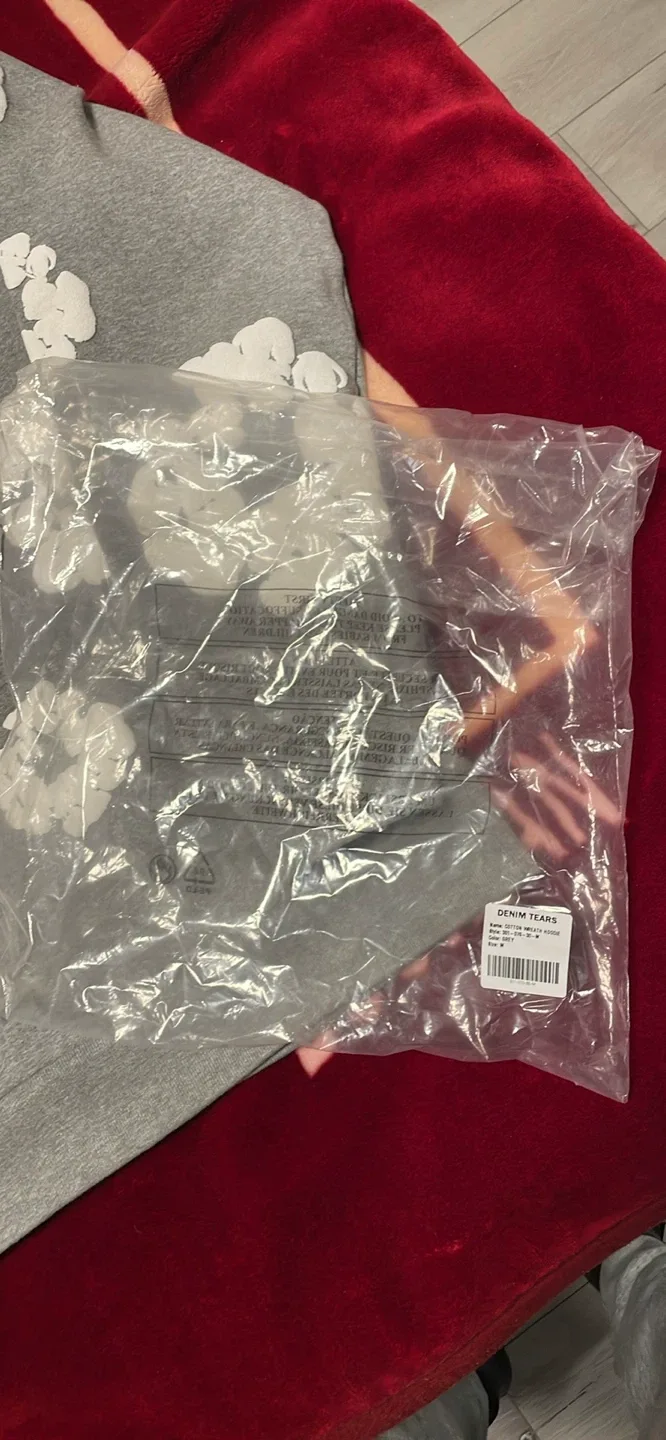 Denim Tears Hoodie - Size M image indicator(3)