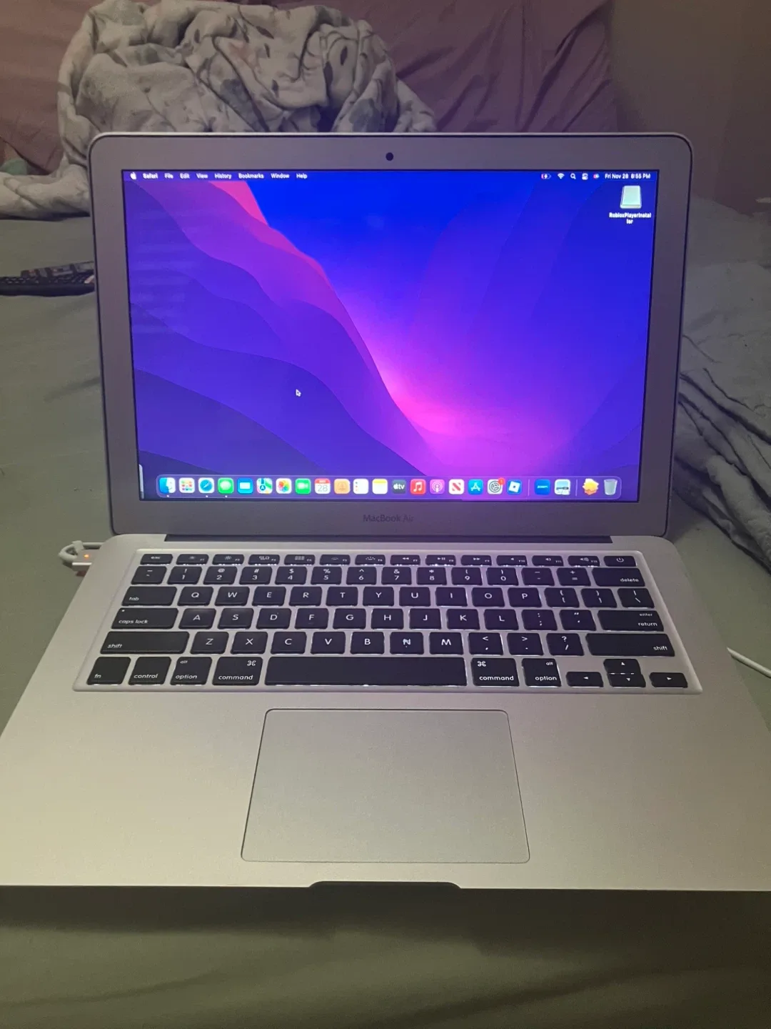 Apple MacBook Air 13-inch (2017)