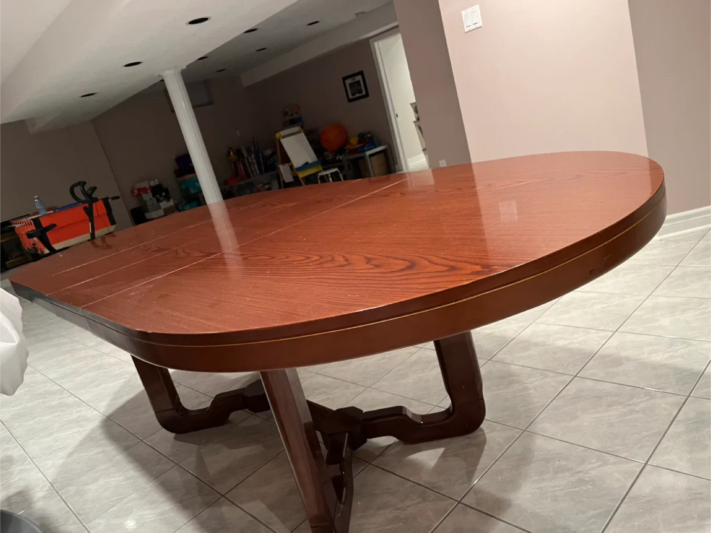 Oval Extendable Dining Table image indicator(2)