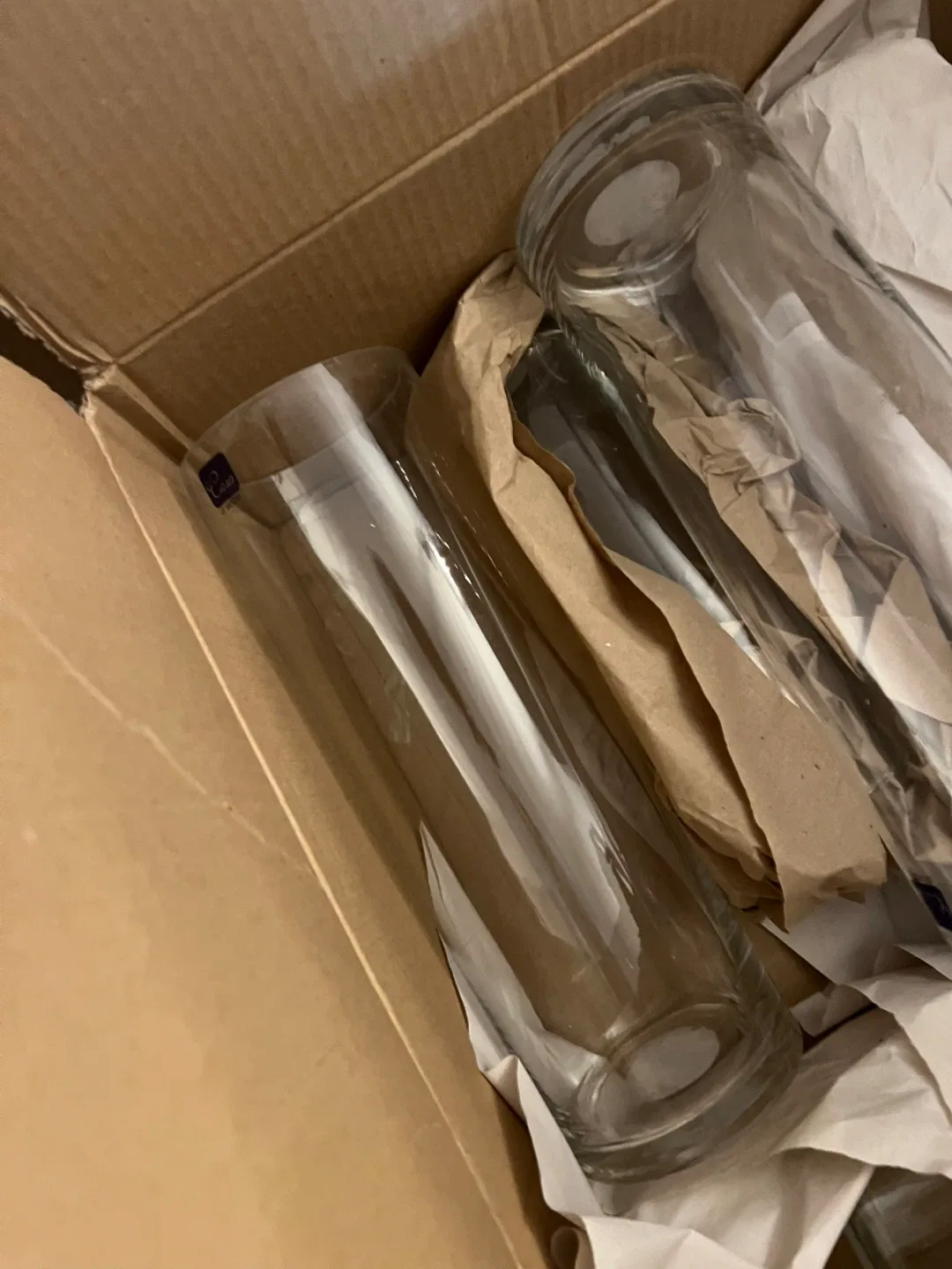 6 Clear Glass Cylinder Vases image indicator(2)