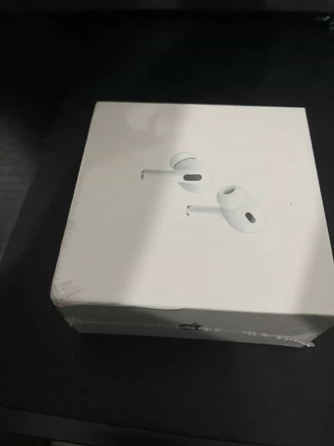 New Apple AirPods Pro (2nd generation) image indicator(2)