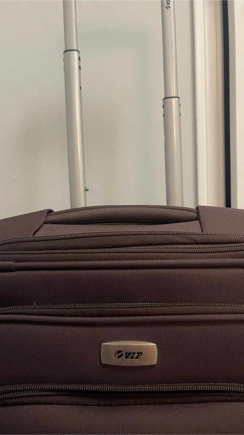 VIP Luggage Suitcase - Brown image indicator(3)