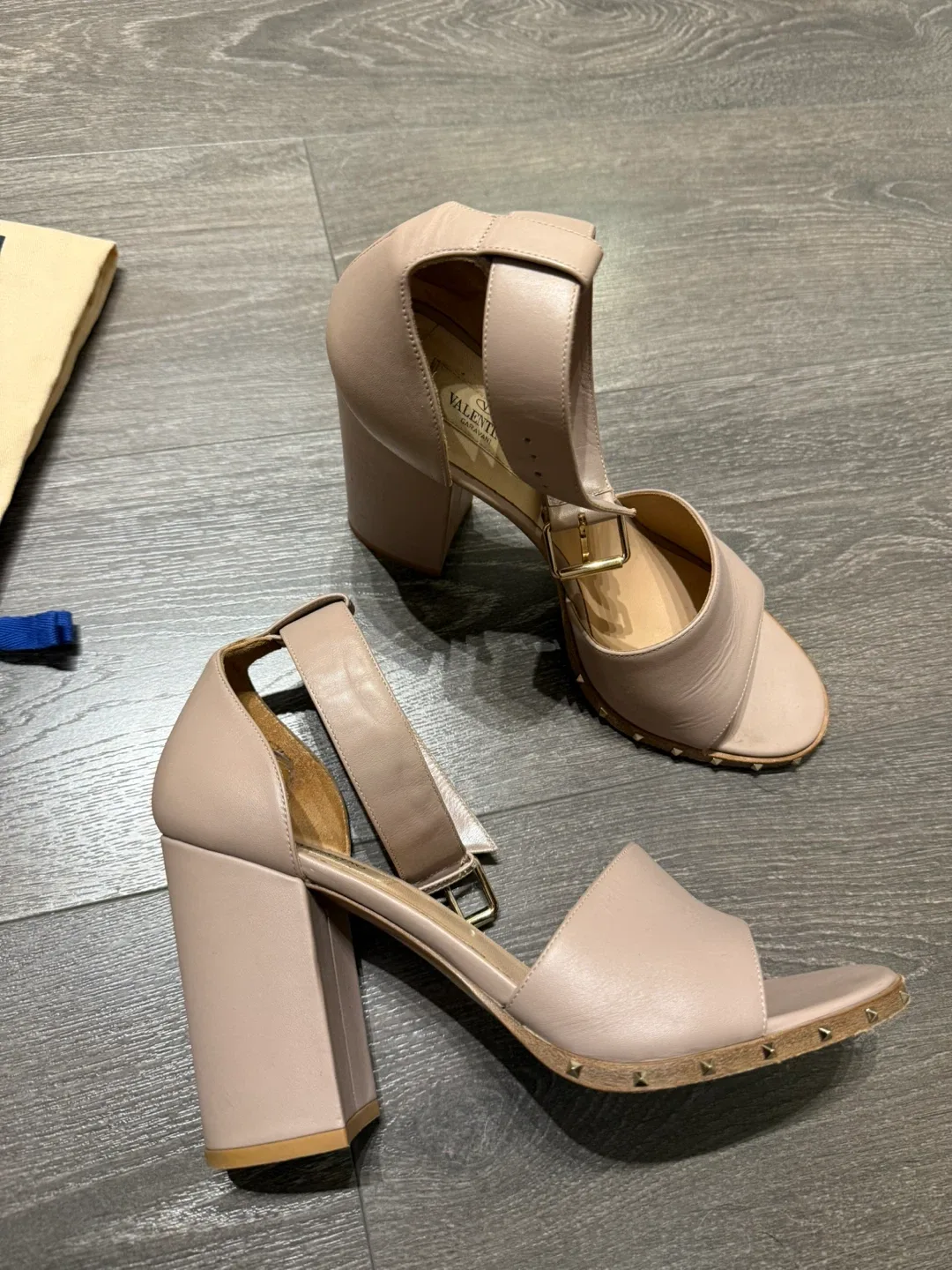 Valentino Block Heel nude Sandals 39.5 Italy
