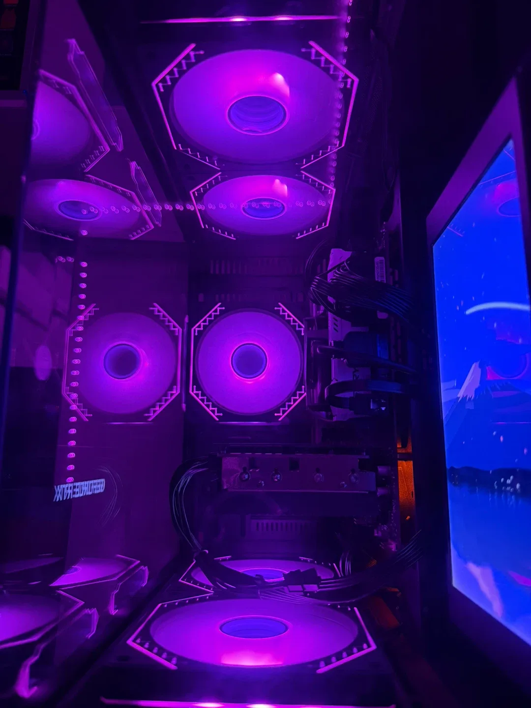 Gaming PC, Keyboard, Mouse image indicator(2)