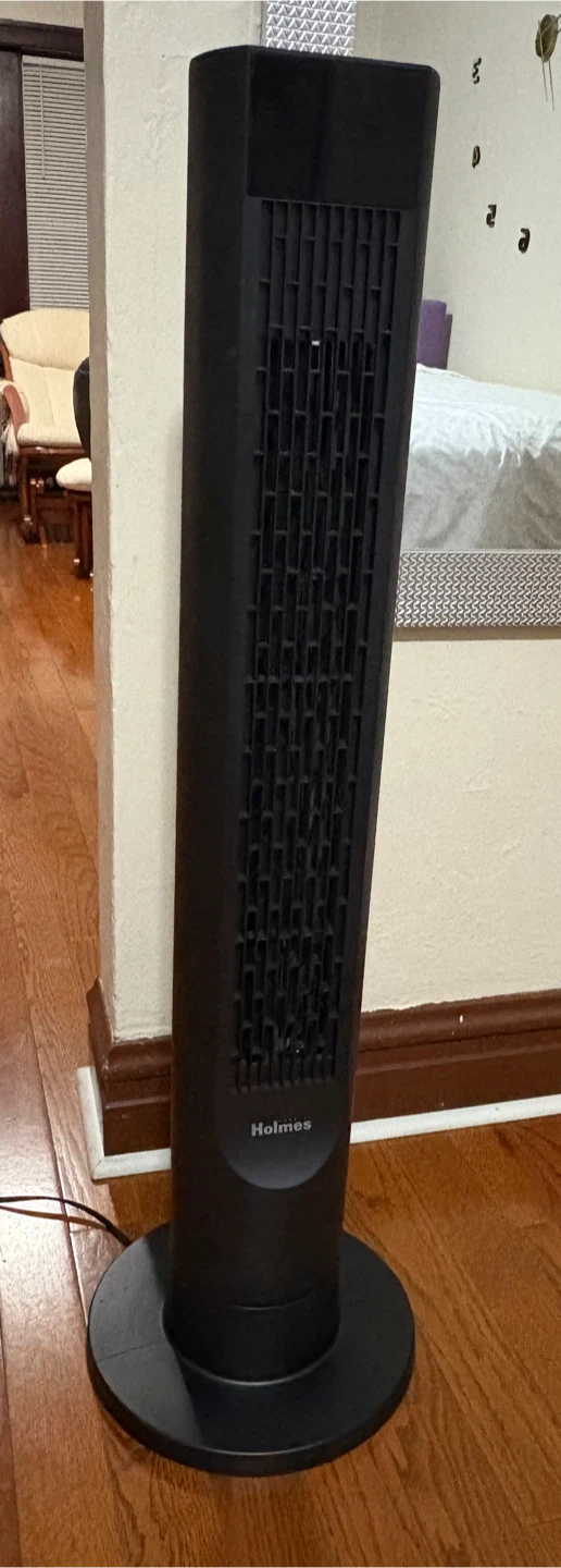 Holmes 40" Black Tower Fan - photo 3