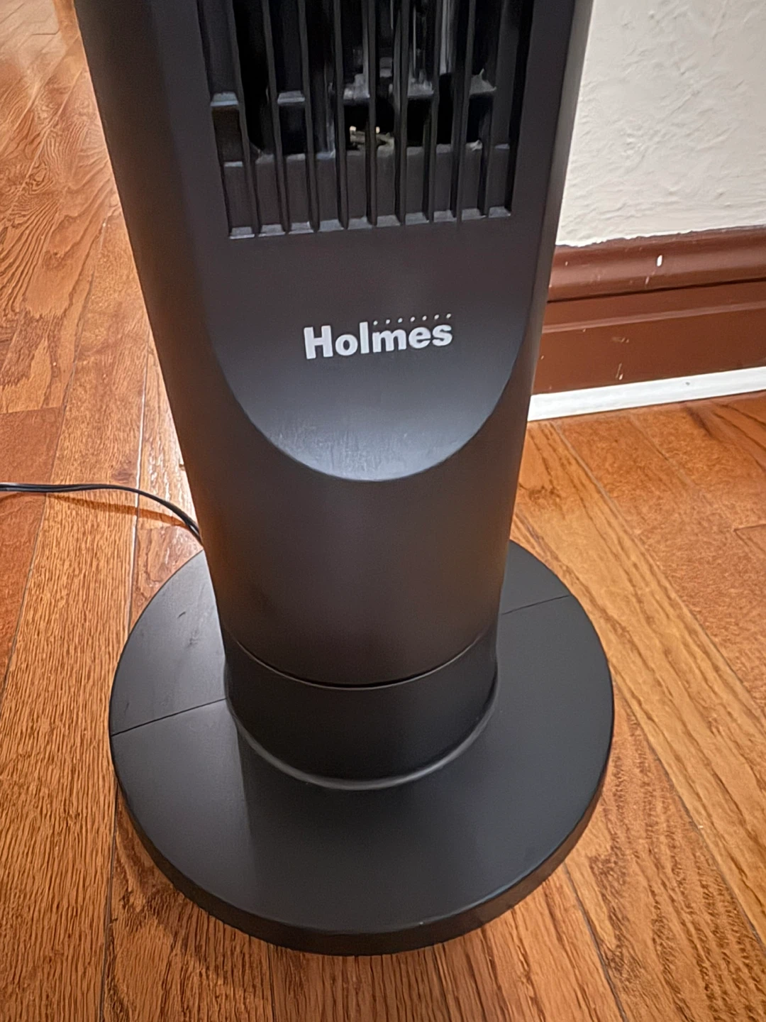 Holmes 40" Black Tower Fan - photo 2