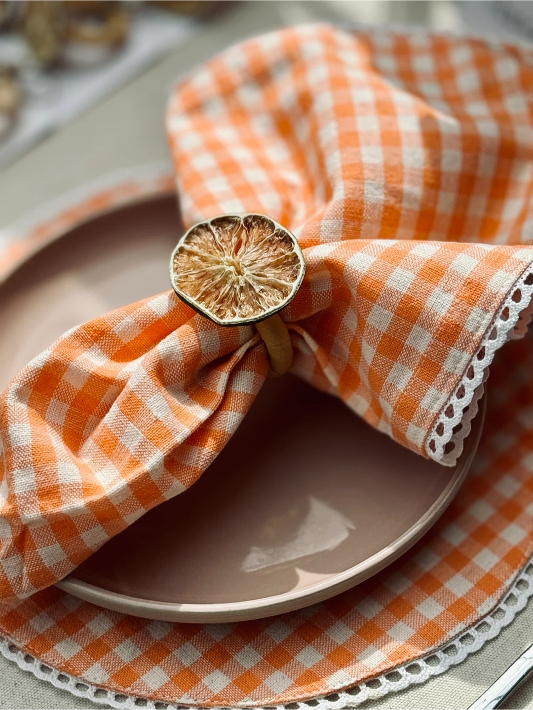 Handmade Napkin Rings with Dried Citrus - photo 5