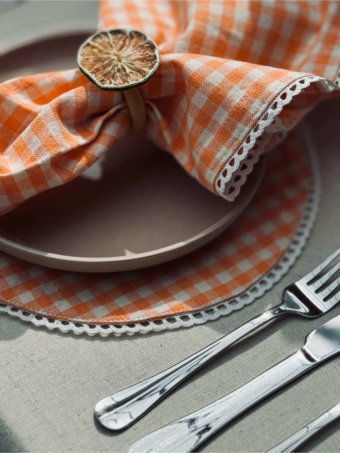 Handmade Napkin Rings with Dried Citrus - photo 4