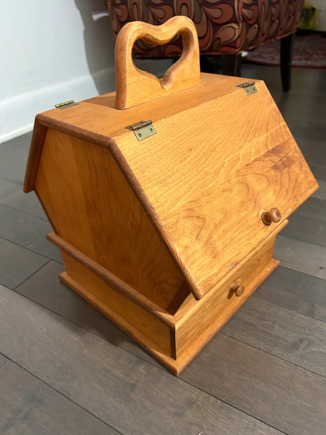 Vintage Wooden Sewing Box with Handle & Drawers image indicator(6)