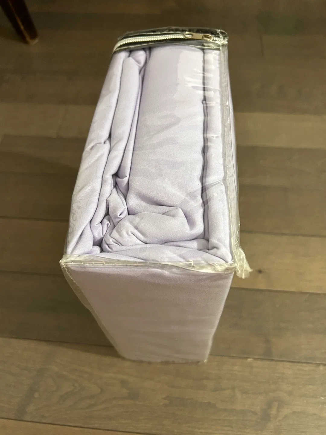 Villa Novum Bamboo Fiber Cal King 6-Piece Sheet Set image indicator(3)