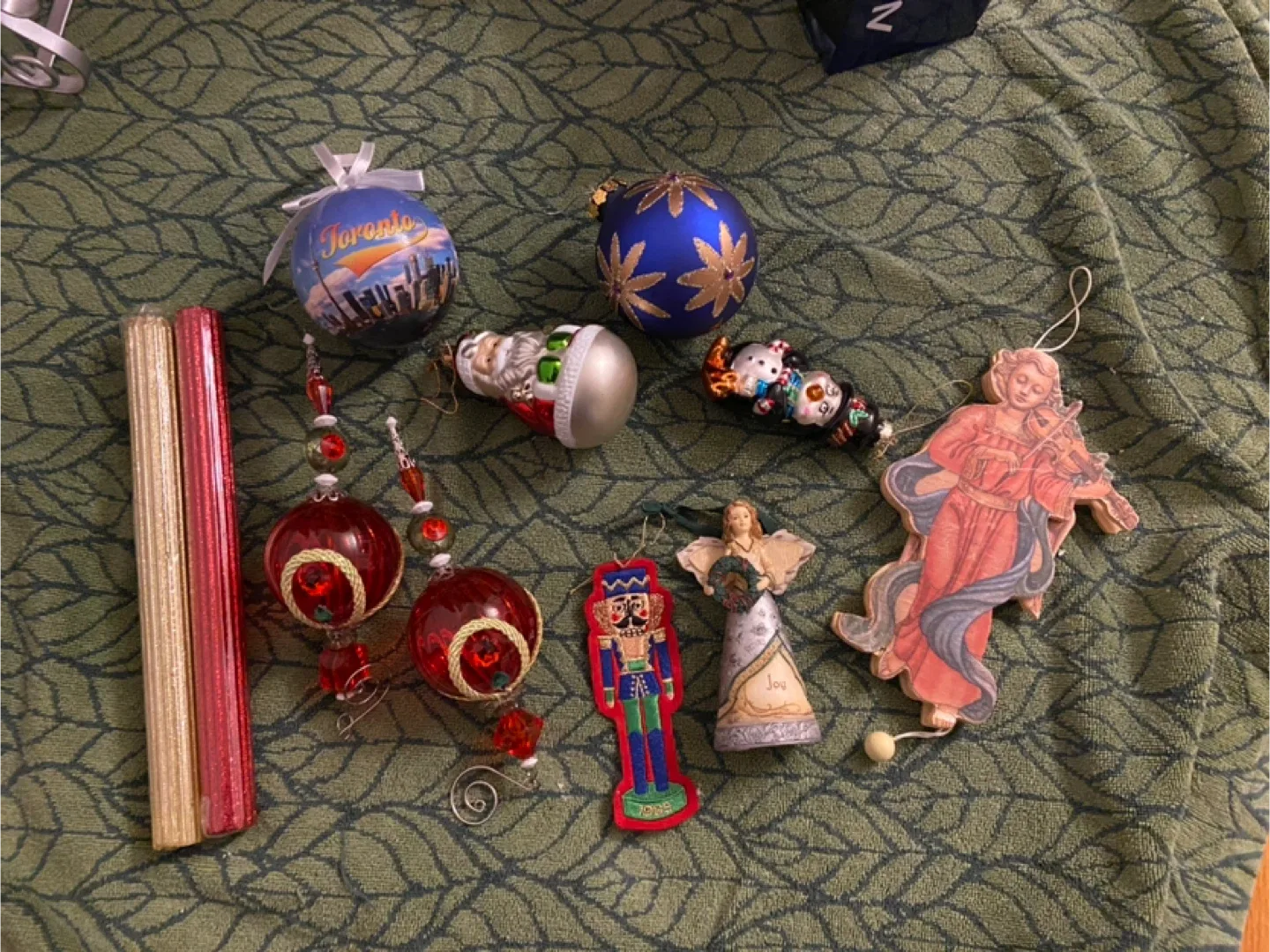 $5 for lot of Christmas ornaments decor