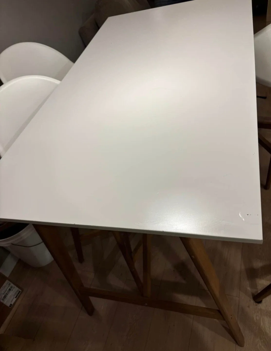 IKEA table and chair set image indicator(2)